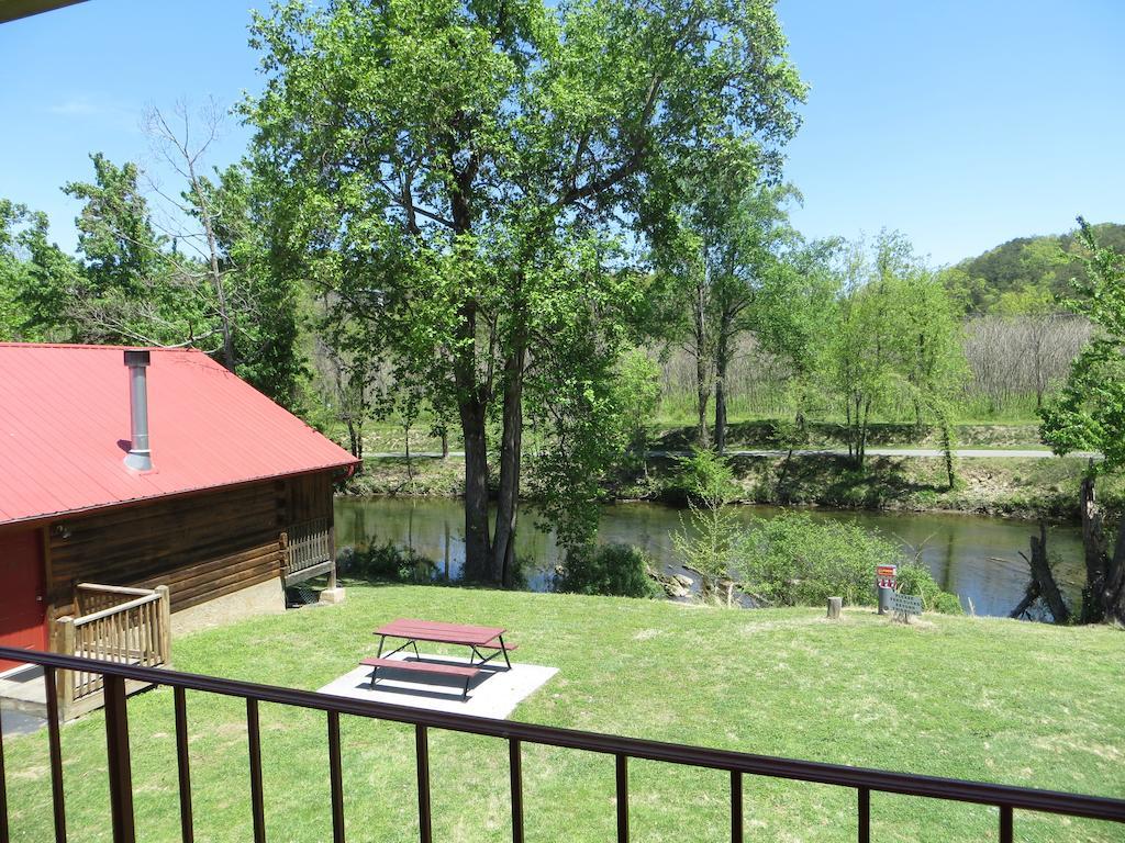 River Place Inn Pigeon Forge Extérieur photo