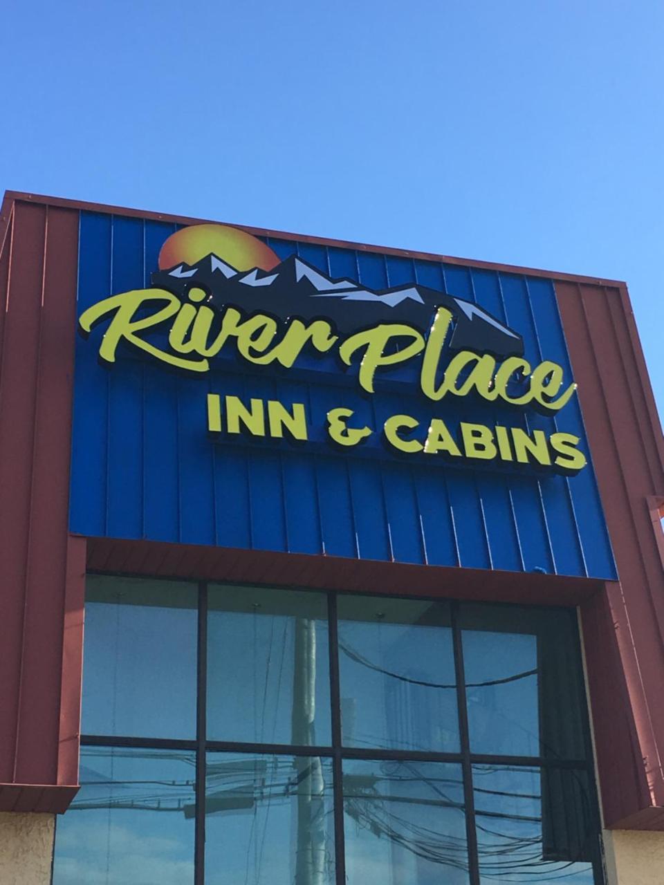 River Place Inn Pigeon Forge Extérieur photo